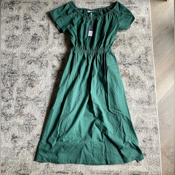 NWT Mid-Length Cut-Out Dress - Picture 1 of 2